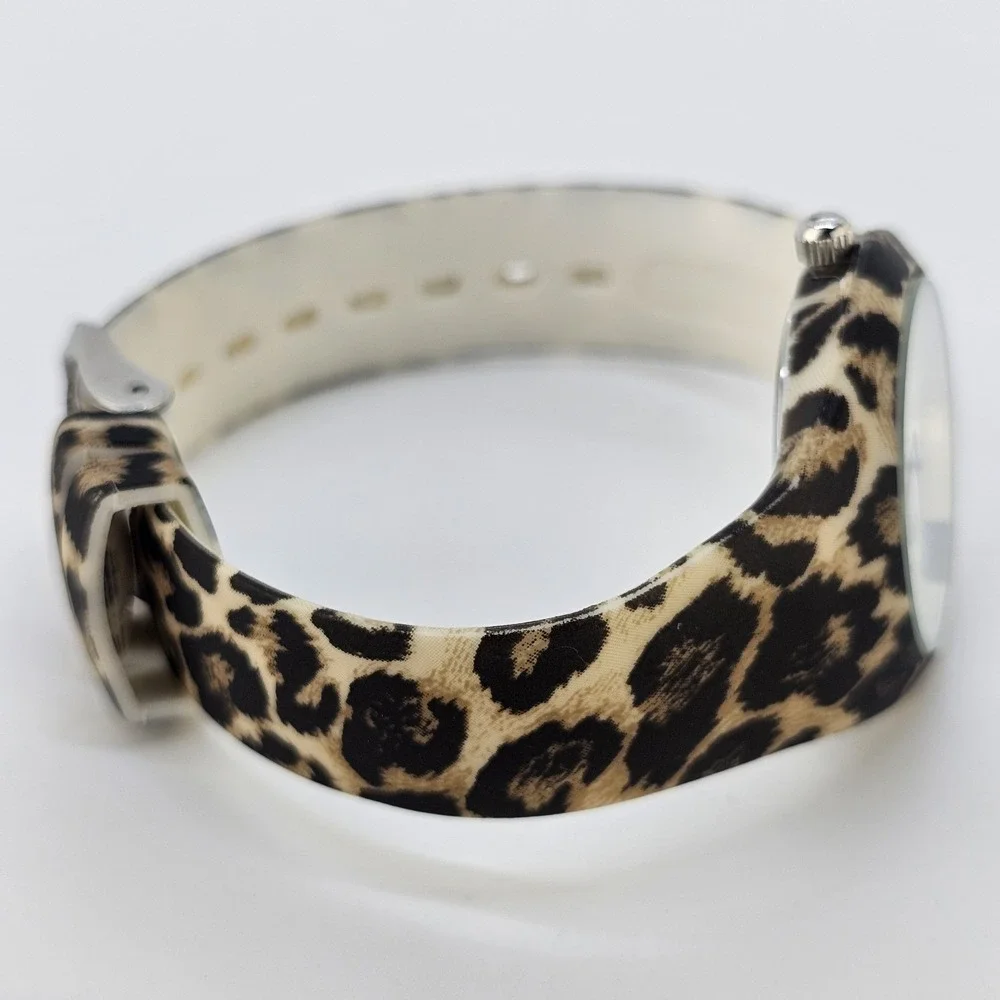 Women's Analog Watch 34MM White Dial Leopard Plastic Bands NEW Battery